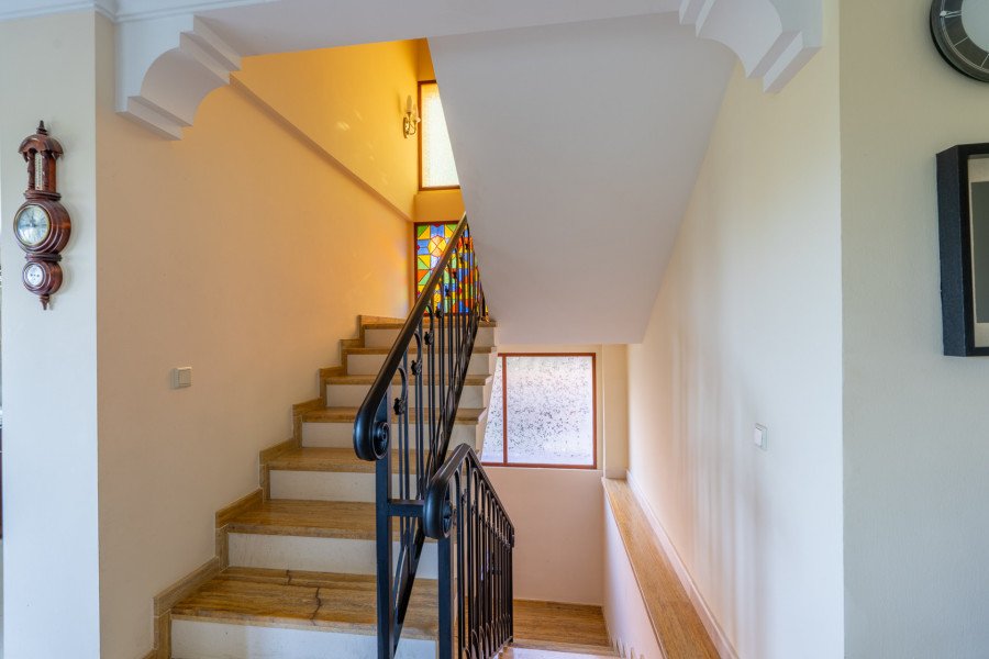 Panoramic Sea View Villa in El Herrojo, Benahavís
