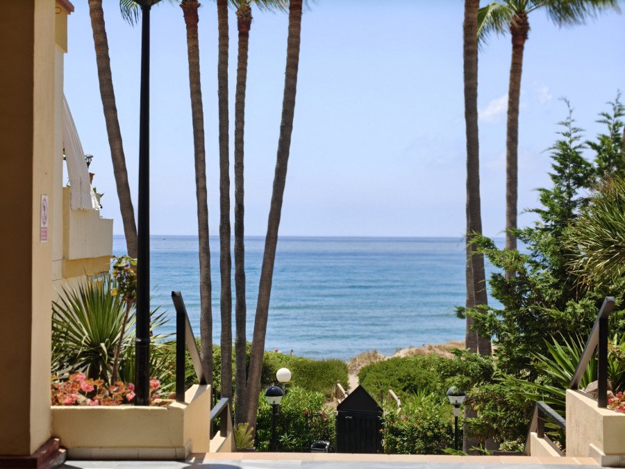 Unique beachfront studio for sale in Romana Playa beachfront complex -  amazing opportunity for investors!