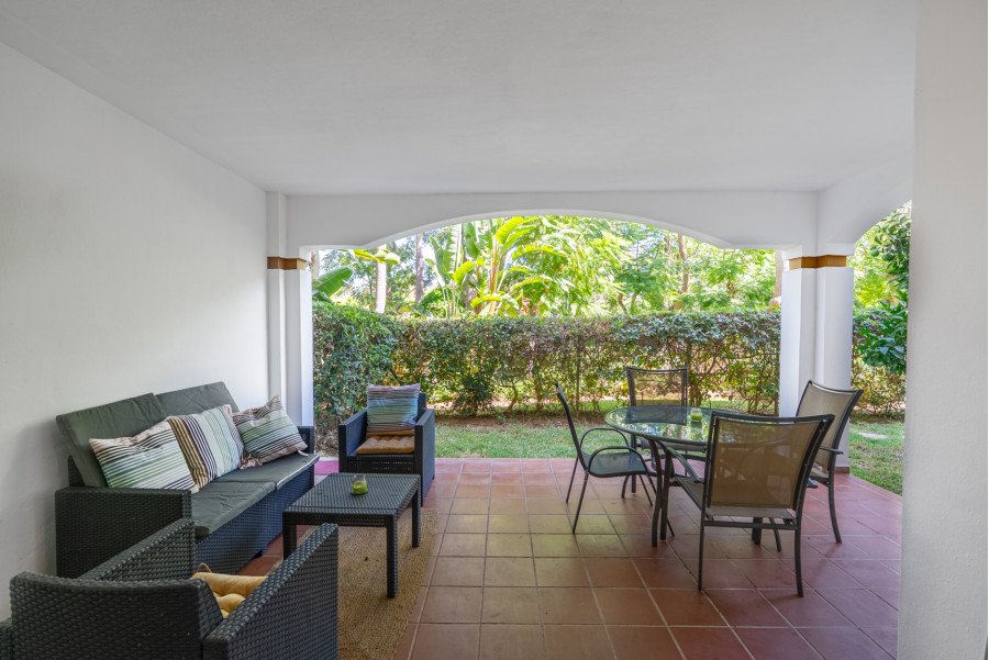 2 bedroom apartment in Dama de Noche from October to June