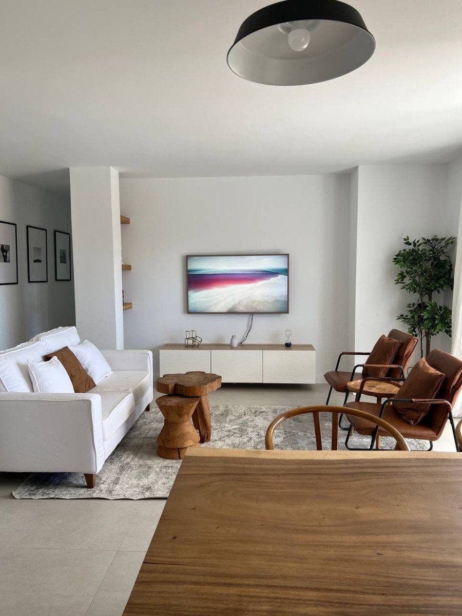 TOP-FLOOR APARTMENT IN LOS ARCOS DE LA QUINTA