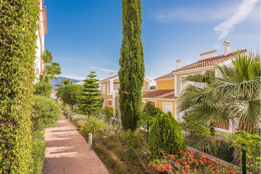 Cortijo del Mar – Estepona Long-Term Rental