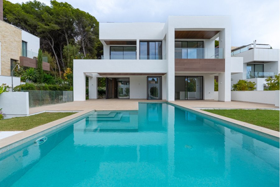 Contemporary Luxury Home – La Fuente, Marbella Golden Mile