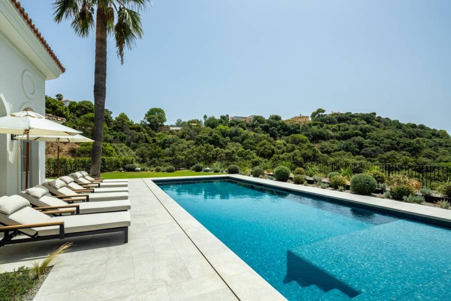 Villa Liora, Luxury Contemporary Villa in La Zagaleta