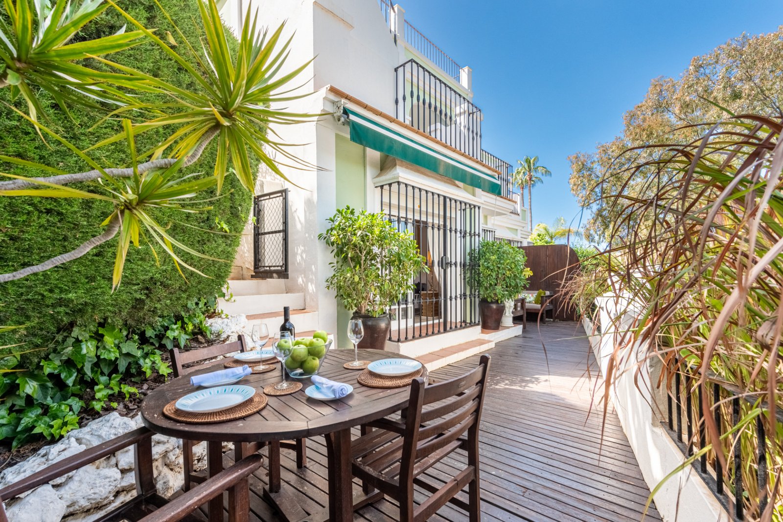 Town House в Nueva Andalucia, Marbella | 2 спален | €0.55M — Marbella — 0-bed exterior view